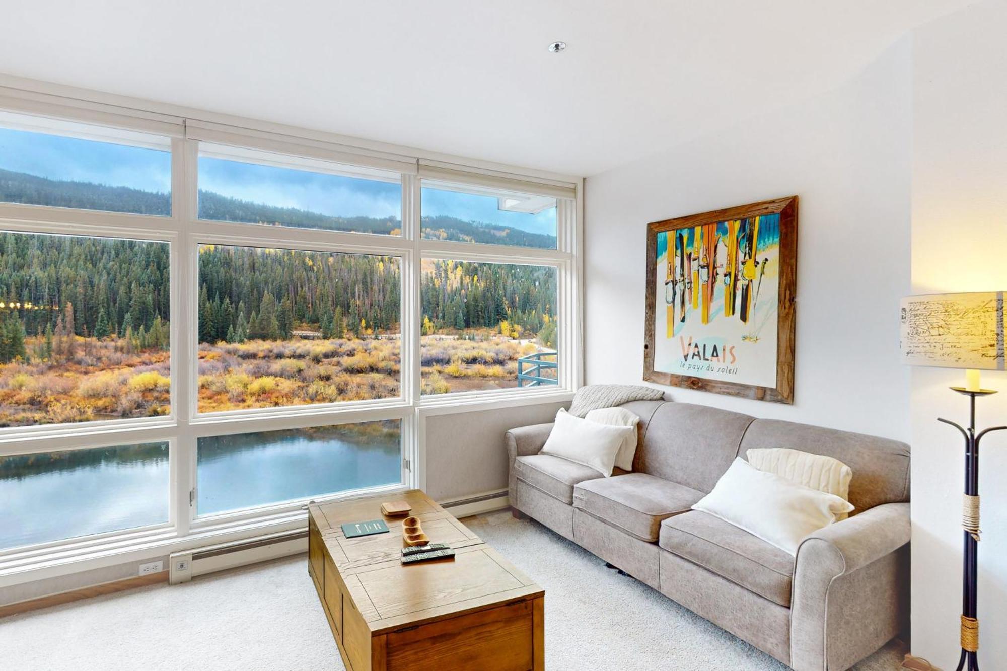 River Bank Lodge 2924 كيستون المظهر الخارجي الصورة